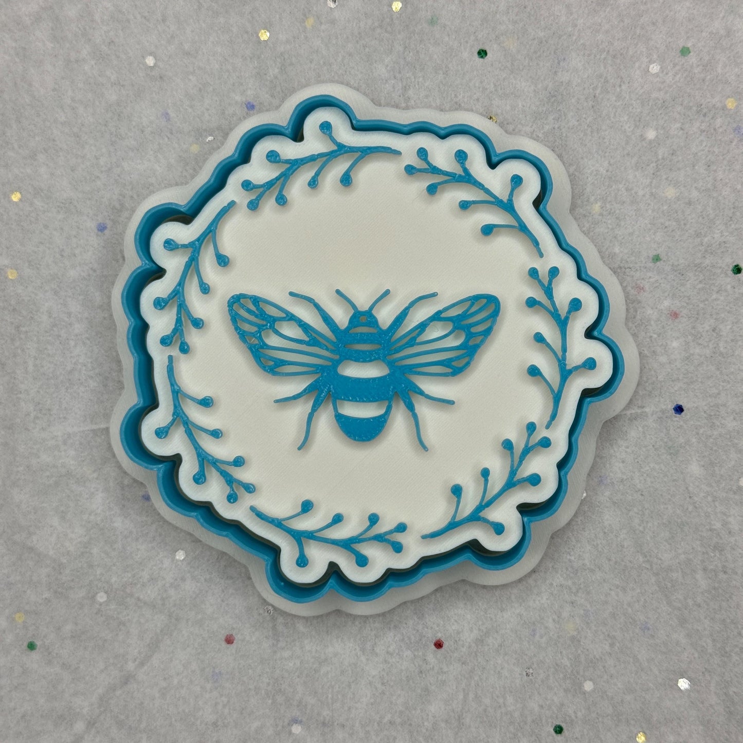 Bee Cookie Cutter & Stamp ~ Nature-Inspired Design