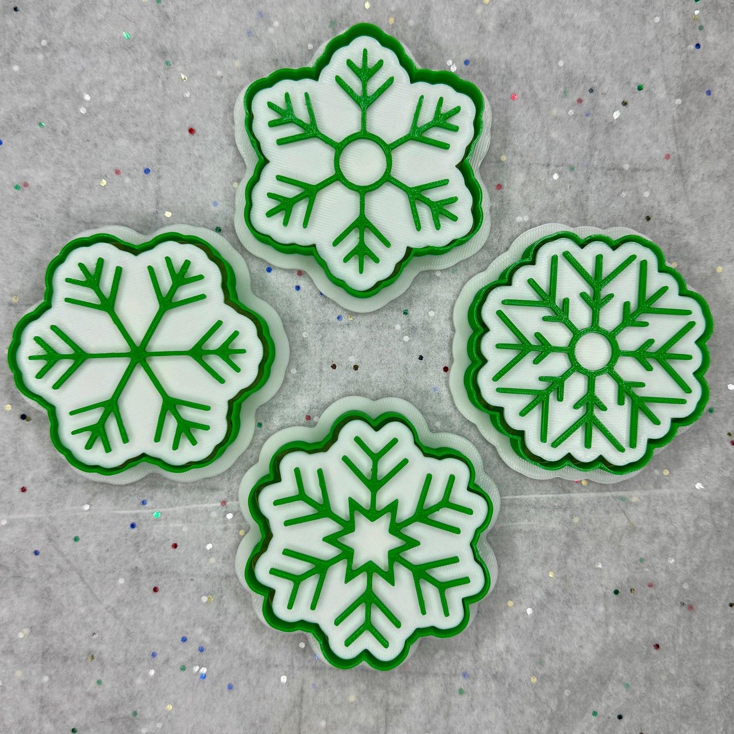 Snowflake Cookie & Clay Cutter Set – Winter Ornament & Earring Designs