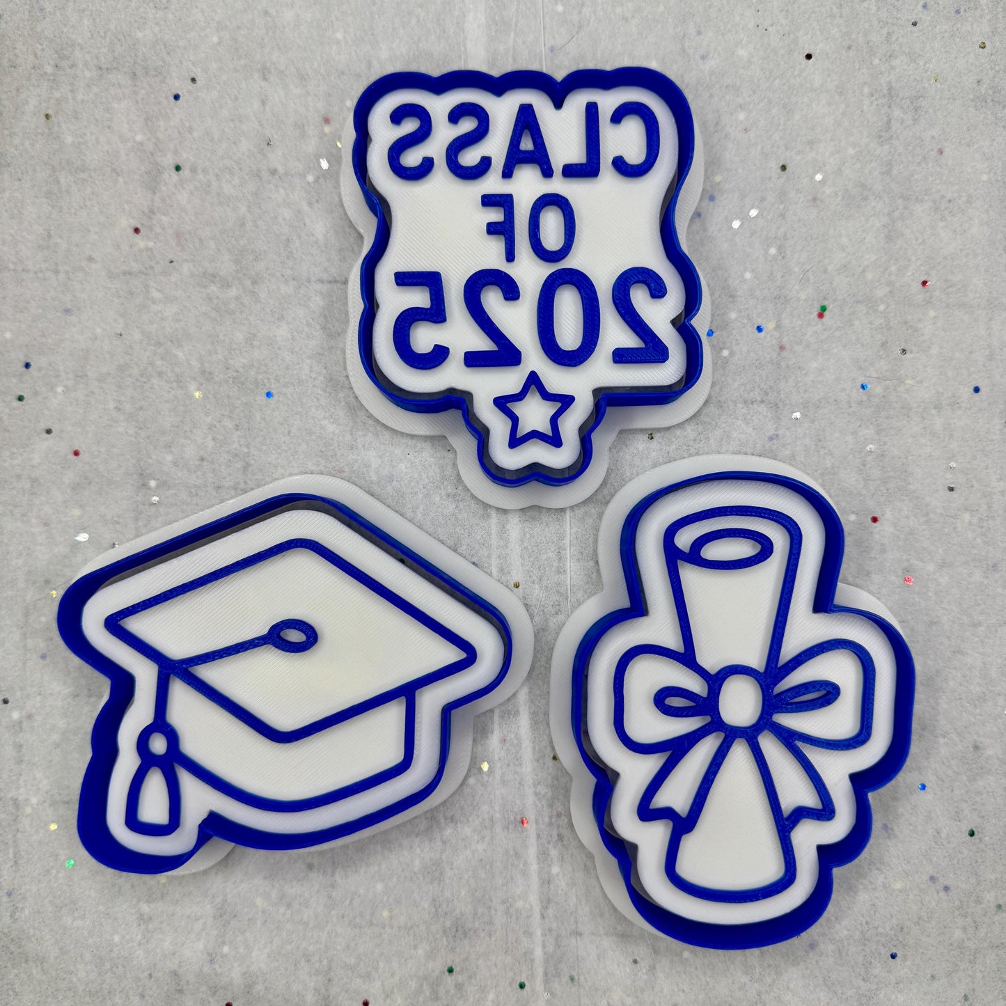 Graduating Class Cookie Cutter Set – Grad Cap, Class of 2025 & Diploma
