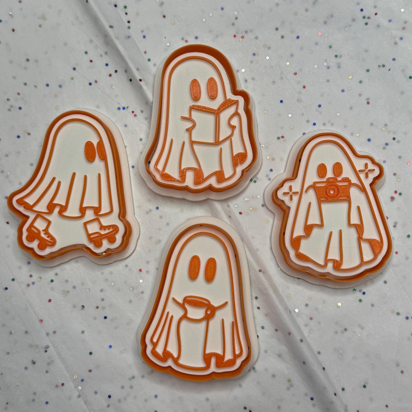 Ghost Cookie Cutter Set – Cute & Spooky Spirits for Halloween Baking
