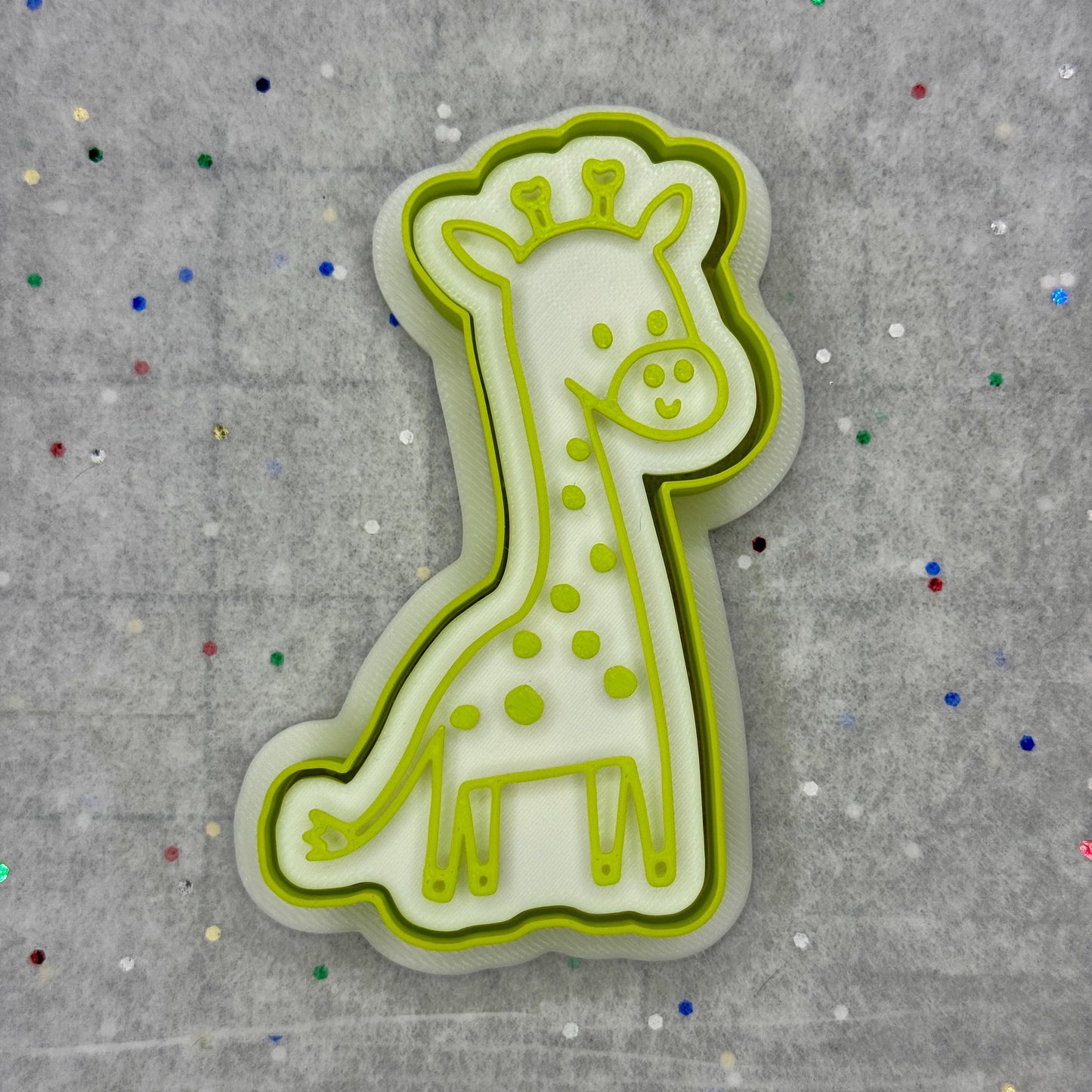 Giraffe Cookie Cutter – Adorable Jungle Animal Design - Four Sizes Available