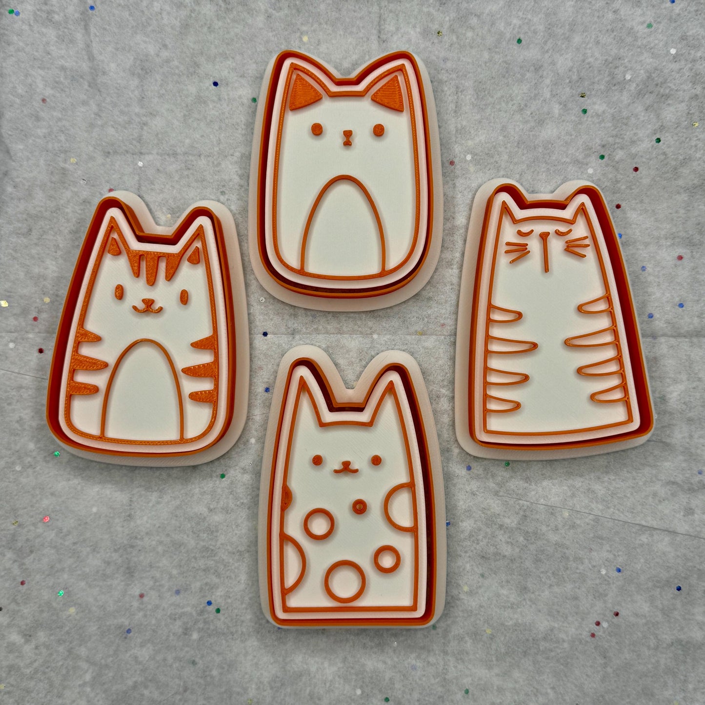 Cat Cookie Cutter – Playful Sitting Cat with Whiskers for Cat Lovers & Kitty Parties
