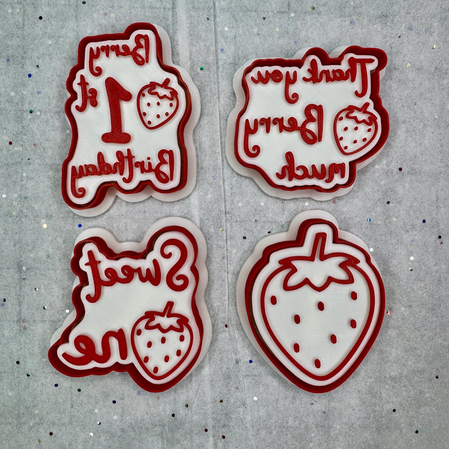 Strawberry Writing Cookie Cutter Set – Berry Phrases & Fruit