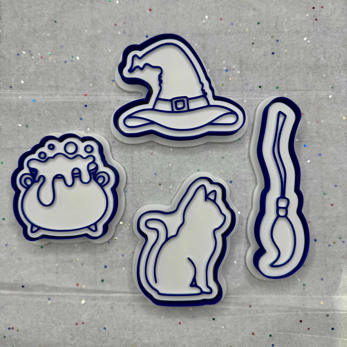Witch Cookie Cutter Set – 4 Magical Halloween Shapes (Cauldron, Hat, Cat & Broom)